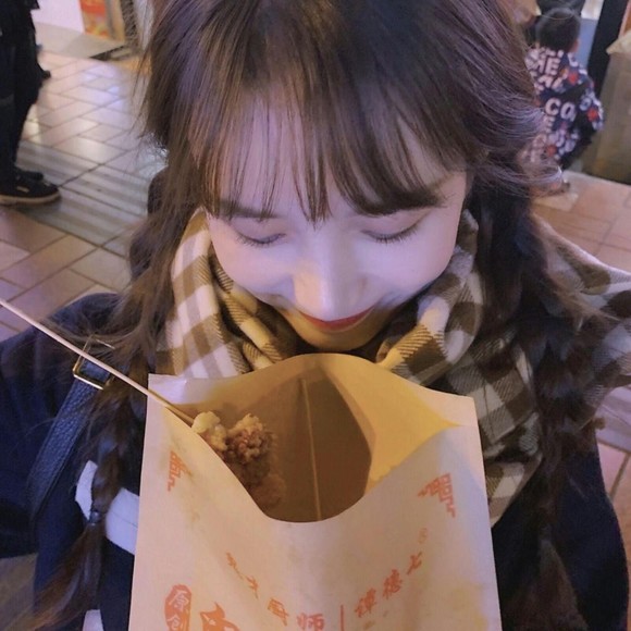 Meet your Posher, Wilkins - Picture 1 of 1